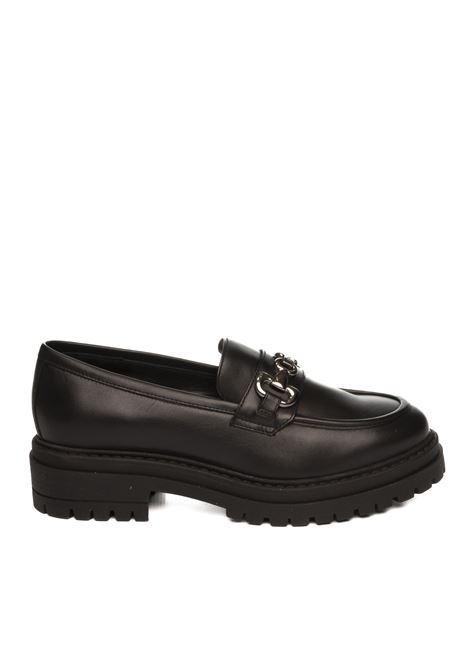 Black leather loafer NERO GIARDINI | 411410GUANTO-100